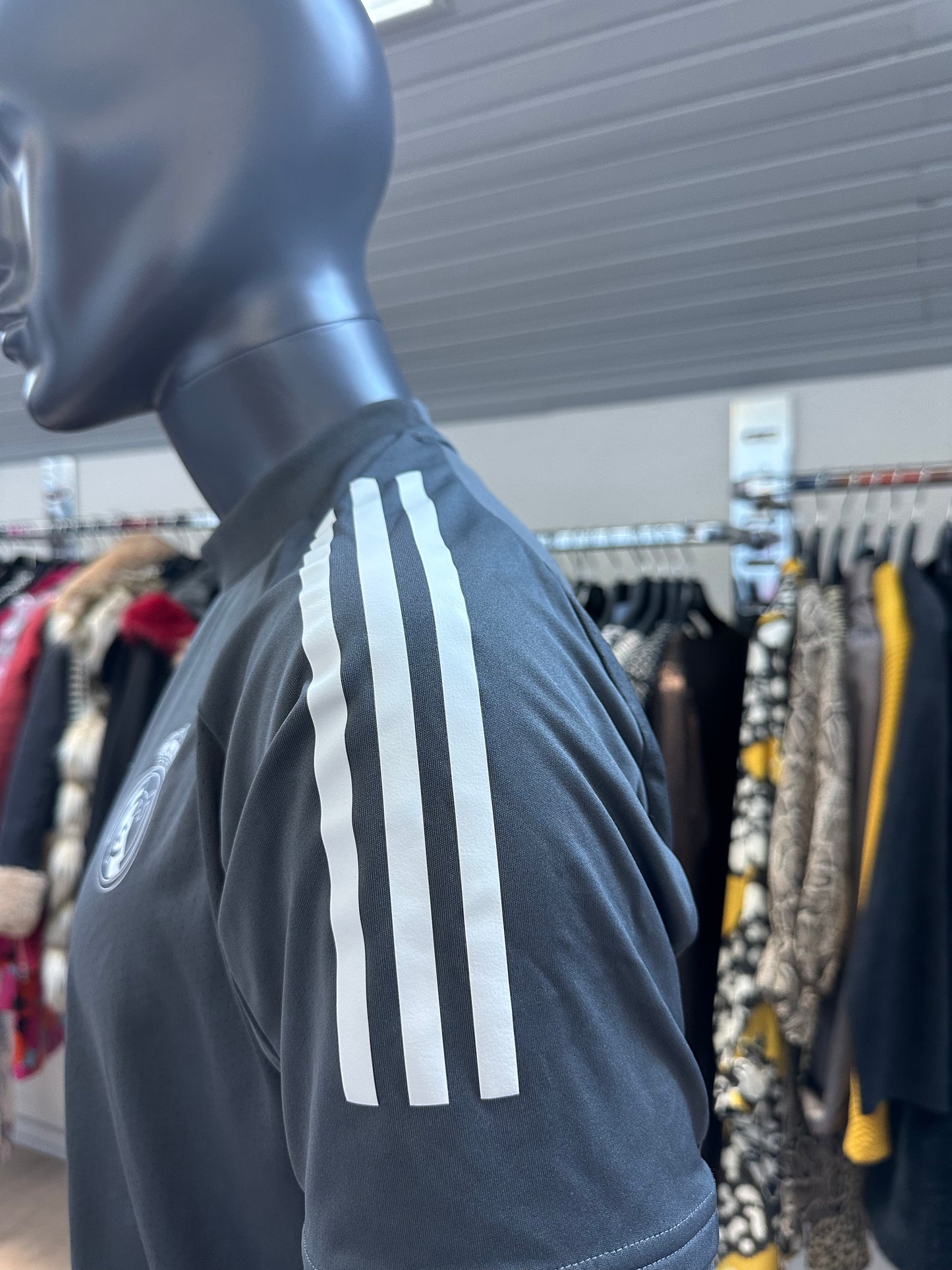 Survêtement adidas